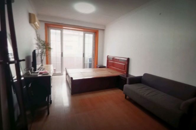 2 Bdr Apt near to L11FQ Rd