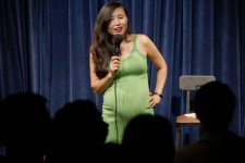 [Shanghai Famous]: Li Ying, Bridging Comedy, Language, and Life