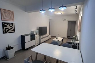 On 27 floor cheap clean  room in West Nanjing Road price only 2700 Listing on SmartShanghai housing